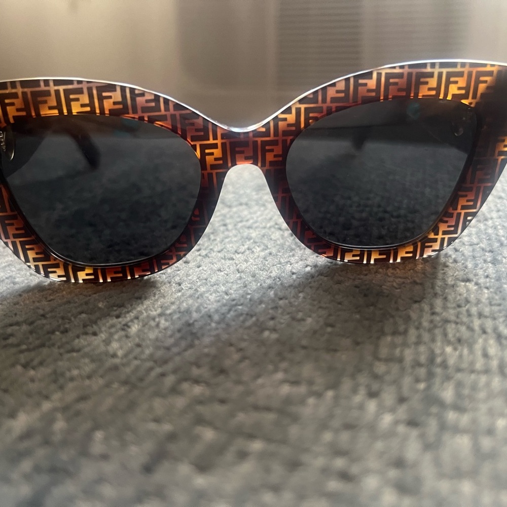 Fendi Tortoise Shell Pattern Sunglasses